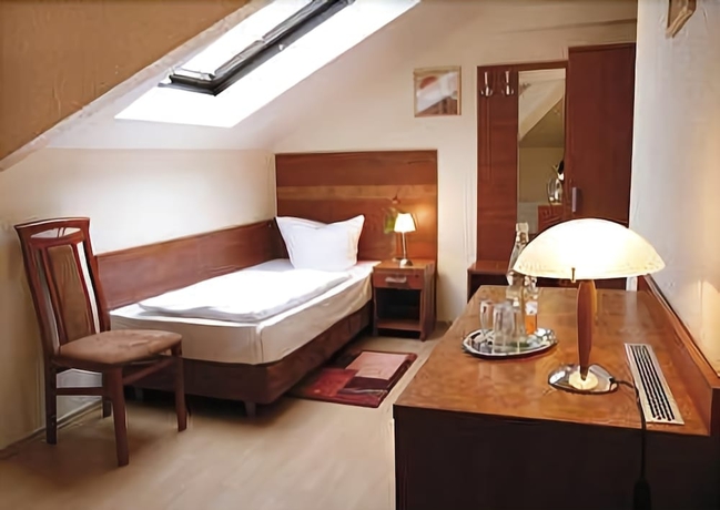 Imagen de la habitación del Hotel Monte Cristo, Offenbach am Main. Foto 7