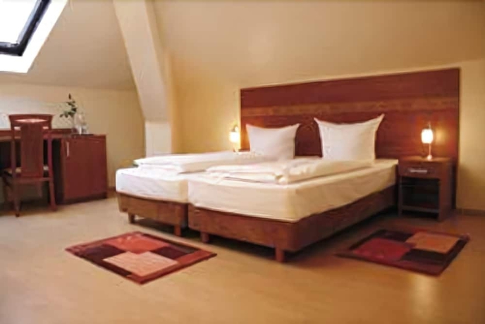 Imagen de la habitación del Hotel Monte Cristo, Offenbach am Main. Foto 9