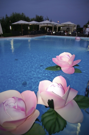 Imagen de la piscina del Hotel Monte Del Re. Foto 14