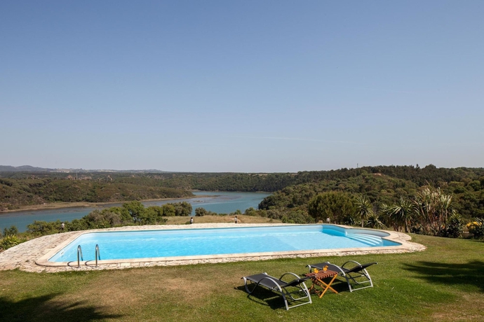 Imagen de la piscina del Hotel Monte Do Zambujeiro. Foto 13