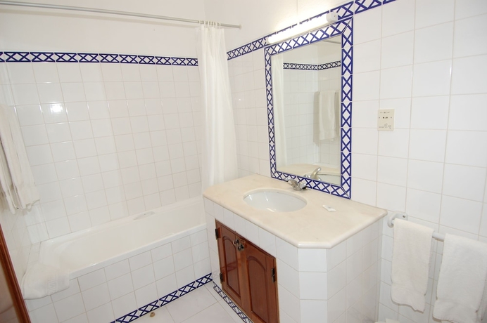 Imagen de la habitación del Hotel Monte Dourado Resort. Foto 12