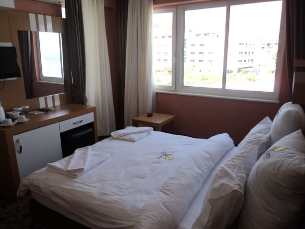 Imagen de la habitación del Hotel Monte. Foto 11