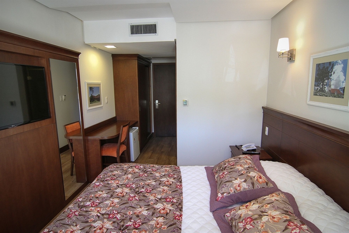 Imagen de la habitación del Hotel Monte Felice Centro. Foto 7