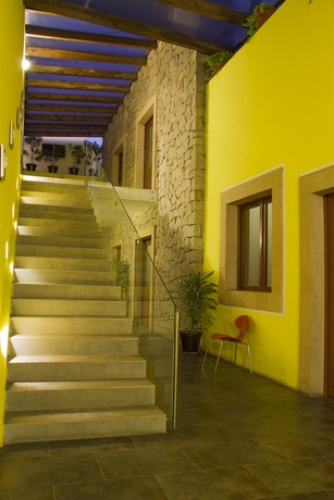 Imagen de los interiores del Hotel Monte Le&oacute;n Boutique Y Galer&iacute;a. Foto 4