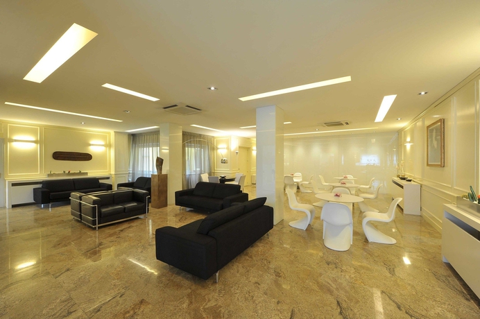 Imagen de los interiores del Hotel Monte Meraviglia. Foto 15