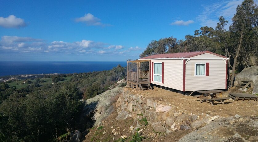 Imagen de la habitación del Hotel Monte Ortu. Foto 18
