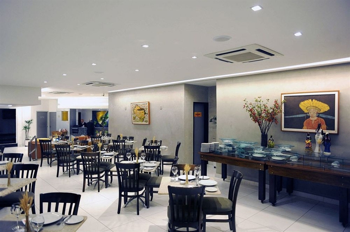 Imagen del bar/restaurante del Hotel Monte Pascoal Praia. Foto 3