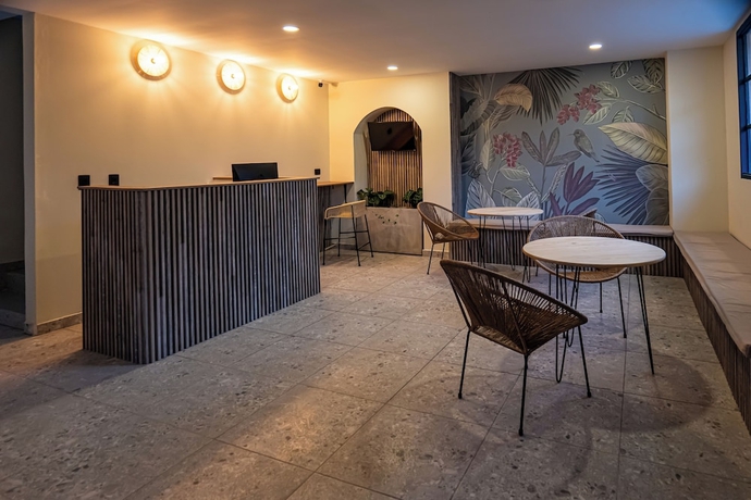 Imagen de los interiores del Hotel Monte Pueblo. Foto 13