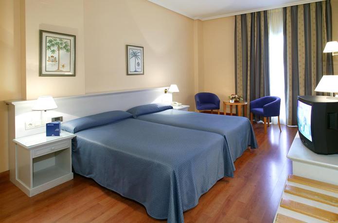 Imagen general del Hotel Monte Puertatierra. Foto 3