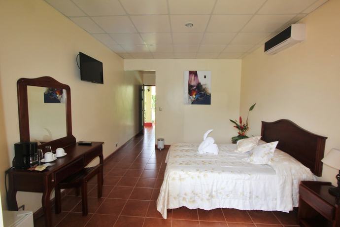 Imagen de la habitación del Hotel Monte Real. Foto 9