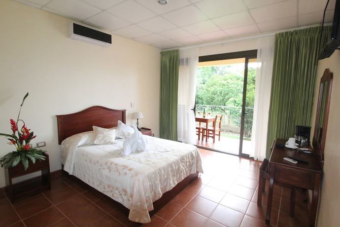 Imagen de la habitación del Hotel Monte Real. Foto 15