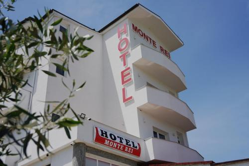 Imagen general del Hotel Monte Rei. Foto 4