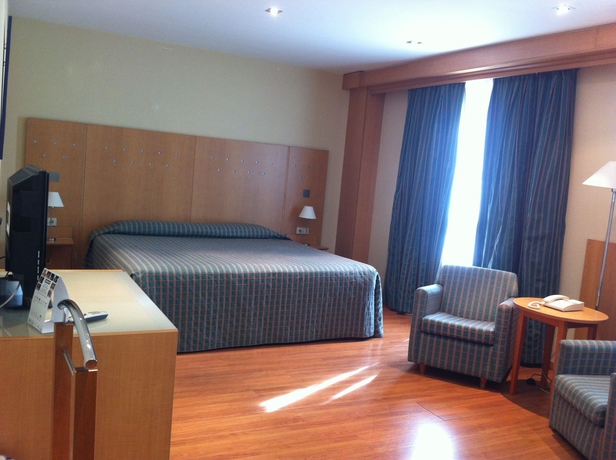 Imagen de la habitación del Hotel Monte Rozas. Foto 13