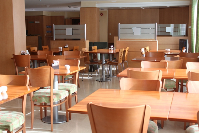 Imagen del bar/restaurante del Hotel Monte Rozas. Foto 5