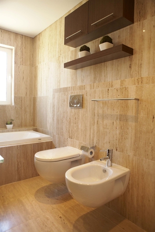 Imagen de la habitación del Hotel Monte Santo Resort. Foto 3