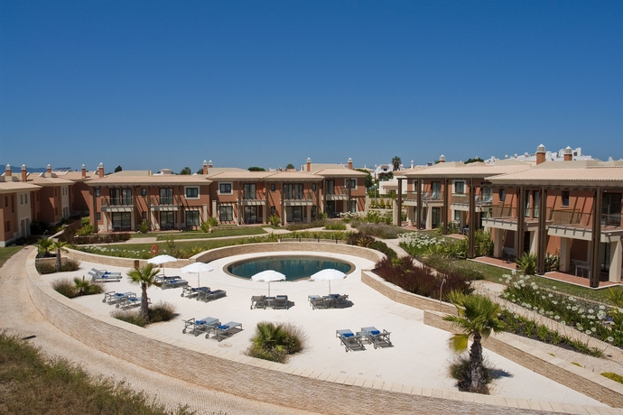 Imagen de los exteriores del Hotel Monte Santo Resort. Foto 7