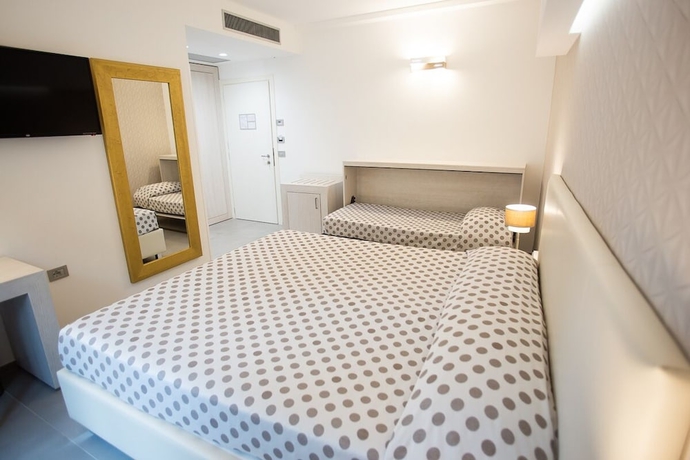 Imagen de la habitación del Hotel Monte Sarago. Foto 5