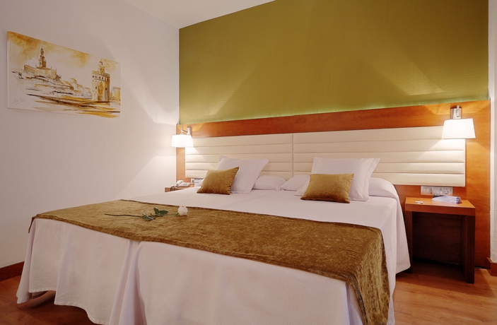 Imagen de la habitación del Hotel Monte Triana. Foto 9