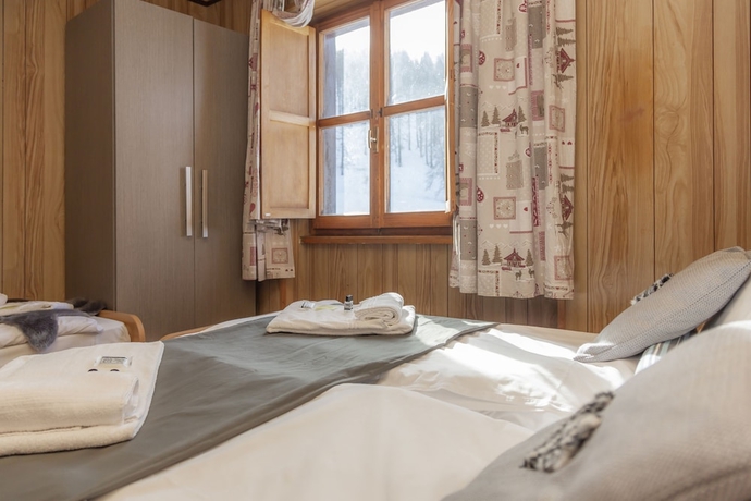 Imagen de la habitación del Hotel Monte Triplex. Foto 12