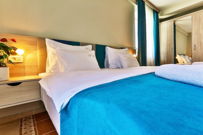 Imagen de la habitación del Hotel MonteBay Perla. Foto 11