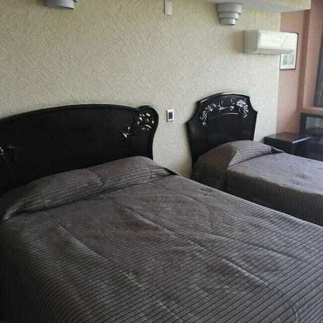 Imagen de la habitación del Hotel MonteCarlo, Jojutla. Foto 6
