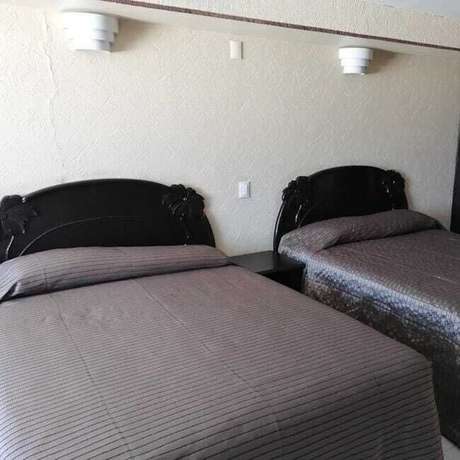 Imagen de la habitación del Hotel MonteCarlo, Jojutla. Foto 7