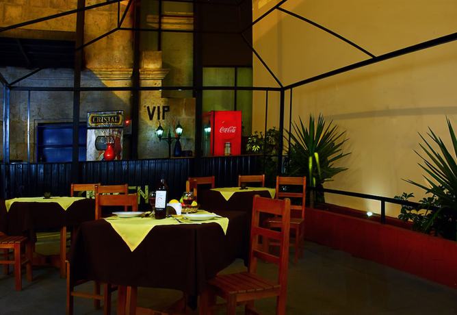 Imagen del bar/restaurante del Hotel MonteCristoHotel. Foto 4