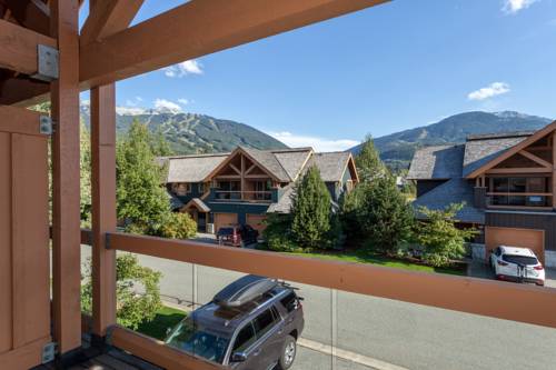 Imagen de la habitación del Hotel Montebello By Whistler Premier. Foto 7