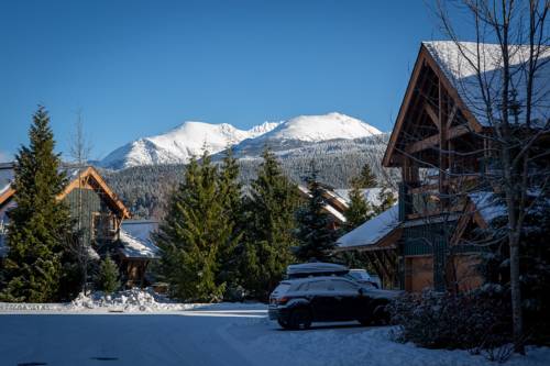 Imagen de la habitación del Hotel Montebello By Whistler Premier. Foto 11