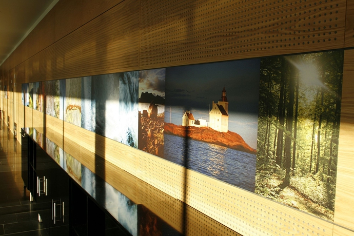 Imagen de los interiores del Hotel Montebello. Foto 8