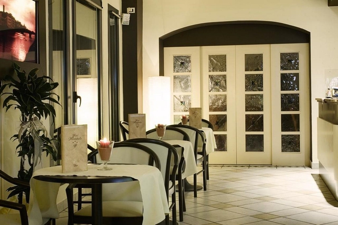 Imagen general del Hotel Montebello. Foto 9