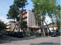 Imagen general del Hotel Montebello, Riccione. Foto 1