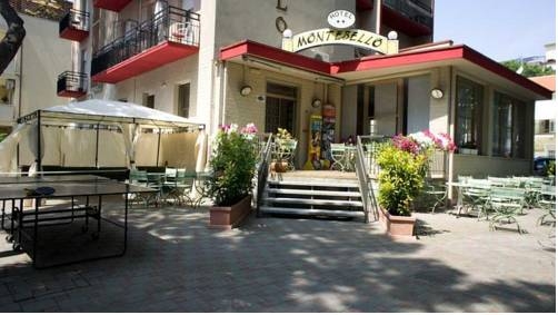 Imagen general del Hotel Montebello, Riccione. Foto 2