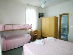 Imagen general del Hotel Montebello, Riccione. Foto 7