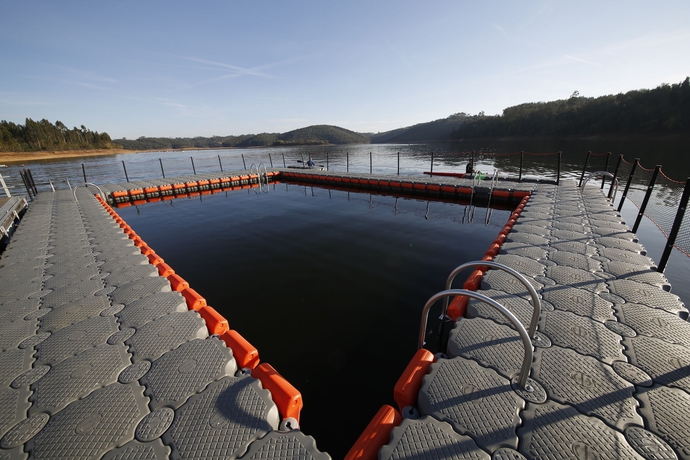 Imagen de la piscina del Hotel Montebelo Aguieira Lake Resort and Spa. Foto 16