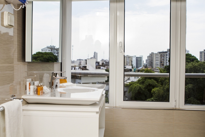 Imagen de la habitación del Hotel Montebelo Girassol Maputo. Foto 11