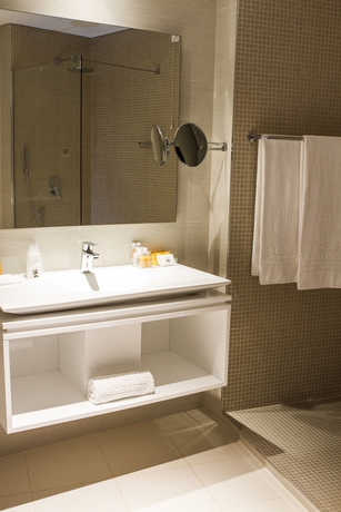 Imagen de la habitación del Hotel Montebelo Girassol Maputo. Foto 12