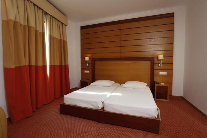 Imagen de la habitación del Hotel Montebelo Palácio Dos Melos Viseu Historic. Foto 9