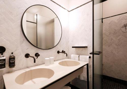 Imagen de la habitación del Hotel Montebelo Vista Alegre Lisboa Chiado. Foto 17