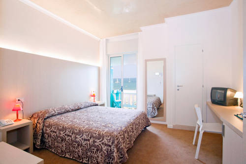 Imagen de la habitación del Hotel Montecarlo, Caorle. Foto 4