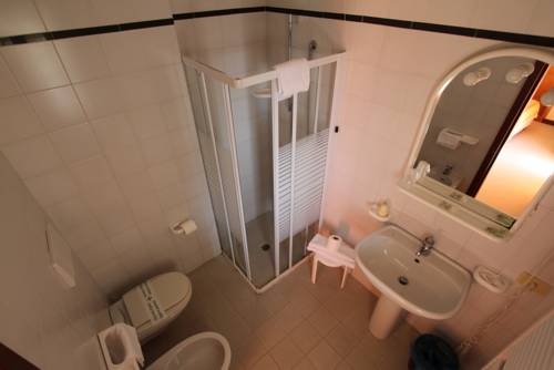 Imagen de la habitación del Hotel Montecarlo, Lido Di Camaiore. Foto 4