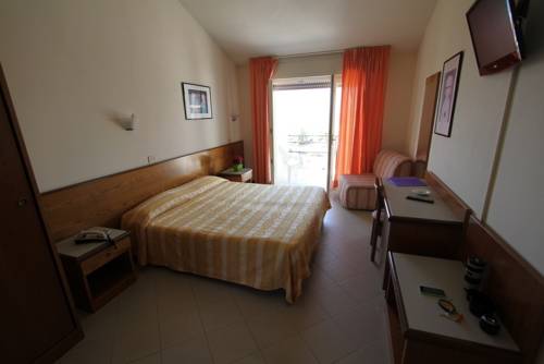 Imagen de la habitación del Hotel Montecarlo, Lido Di Camaiore. Foto 5