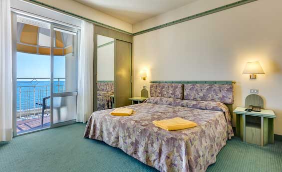 Imagen de la habitación del Hotel Montecarlo, Lido Di Jesolo. Foto 4
