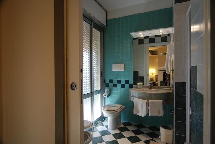 Imagen de la habitación del Hotel Montecarlo, Lido Di Jesolo. Foto 7