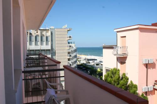 Imagen de la habitación del Hotel Montecarlo, Milano Marittima. Foto 8