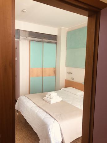Imagen de la habitación del Hotel Montecarlo, Riccione. Foto 8