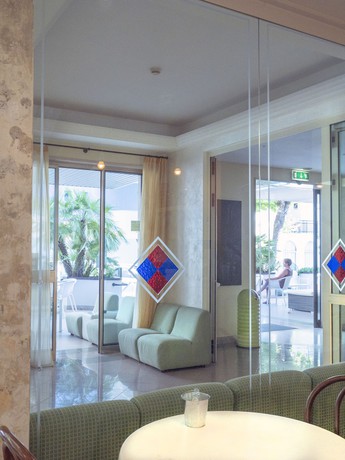 Imagen de los interiores del Hotel Montecarlo, Rimini. Foto 19