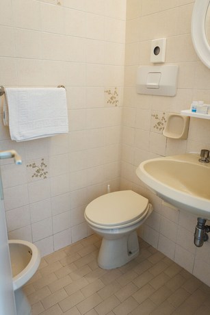 Imagen de la habitación del Hotel Montecarlo, Rimini. Foto 13