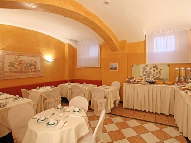 Imagen general del Hotel Montecarlo, Roma. Foto 3