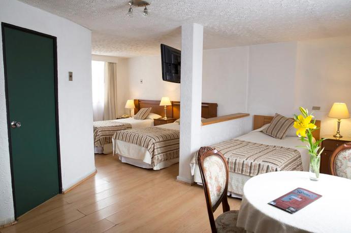 Imagen general del Hotel Montecarlo, Santiago Centro. Foto 6